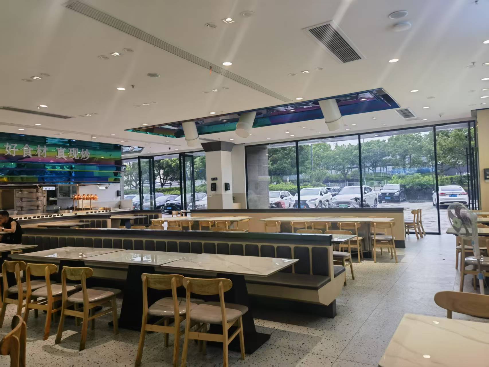 ��Ӫҵ��7000��͵꼱ת